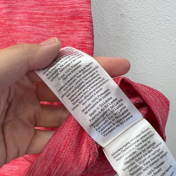 Columbia red sweat activated cooling omni free zero tank womens  Size: L - Picture 7 of 9